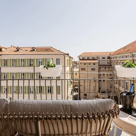 Guest house Sanremissimo & 4*